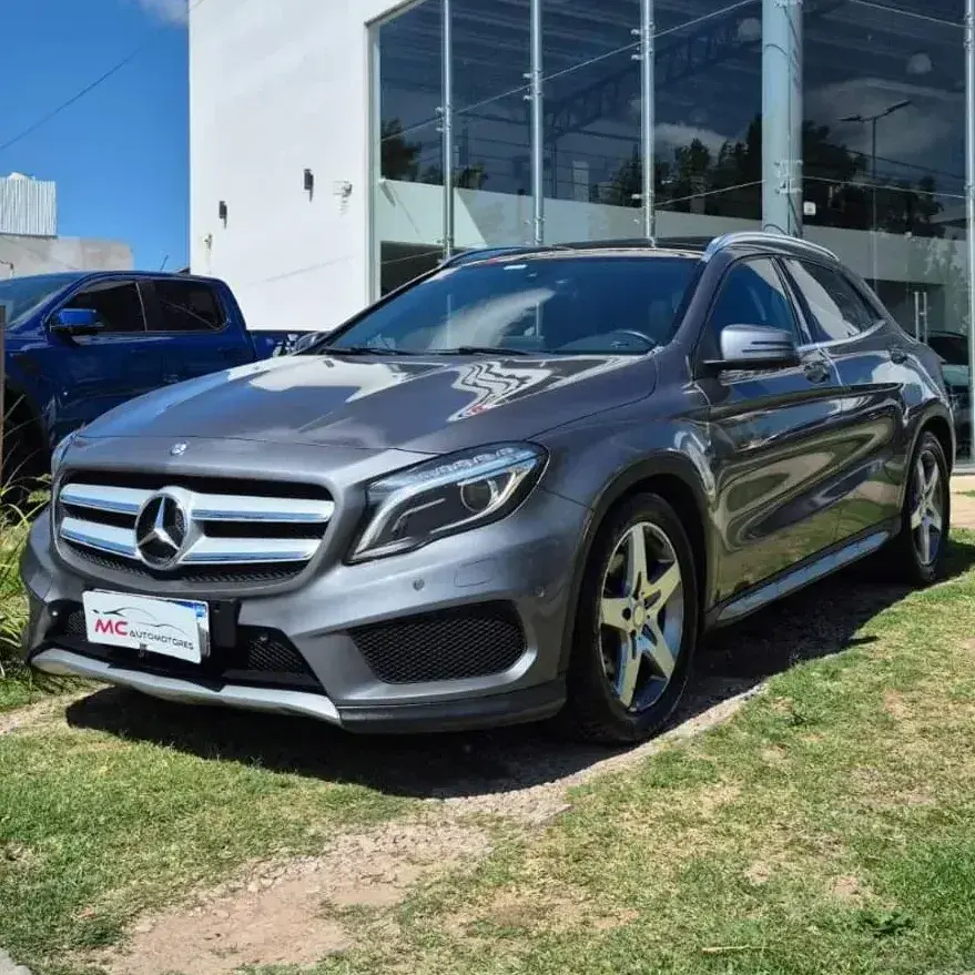 Mercedes-Benz Clase Gla 2017 1.6 Gla250 Amg-line 211cv