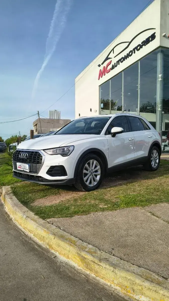 Audi Q3 2021 1.4 35tfsi 150 Cv