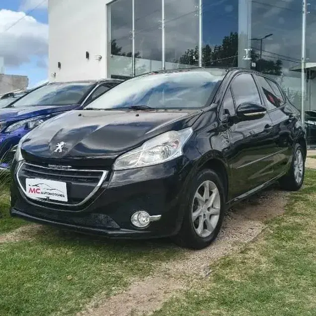 Peugeot 208 2014 1.5 Allure Smeg